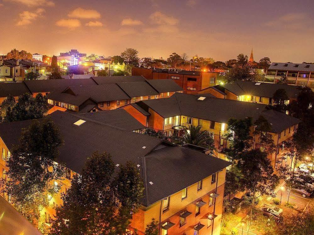 Sydney University Village Exterior photo